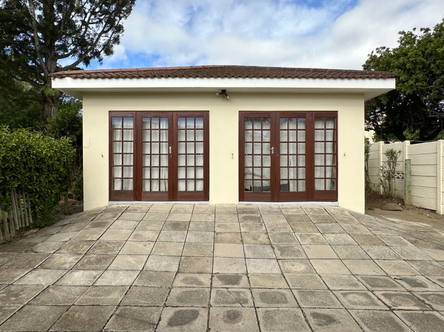 5 Bedroom Property for Sale in Fort Gale Eastern Cape